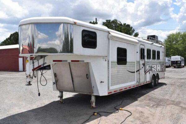 2007 American Spirit 8410GLQ 4 Horse Trailer with 10′ Short Wall - Image 3