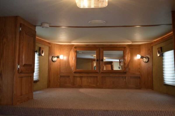 2007 American Spirit 8410GLQ 4 Horse Trailer with 10′ Short Wall - Image 15