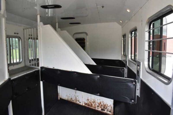 2007 American Spirit 8410GLQ 4 Horse Trailer with 10′ Short Wall - Image 33