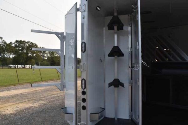 2021 Lakota BIGHORN 8316SRGLQ 3 Horse Trailer with 16′ Short Wall - Image 14