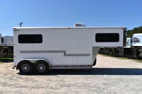 Used 2005 Silver Star 2HGNLQ 2 Horse Trailer with 4′ Short Wall - Image 13