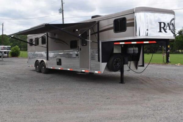 2015 Bison Ranger 3LQ Horse Trailer with 10′ Short Wall - Image 3